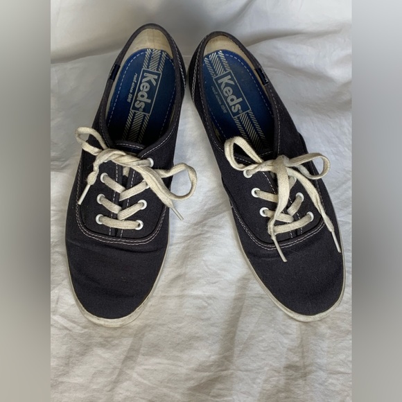 KEDS Woman’s Champion Sneakers - Picture 2 of 11